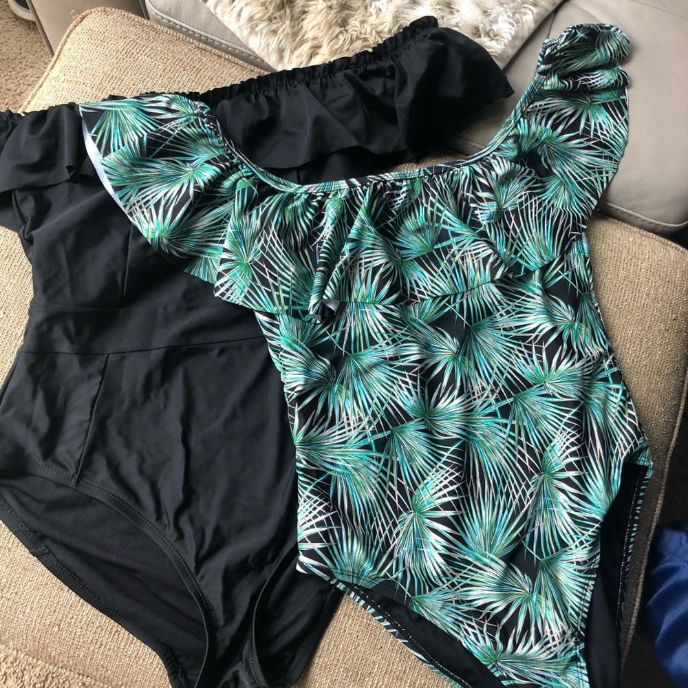 Set of 2 off shoulder one piece swimsuits size M